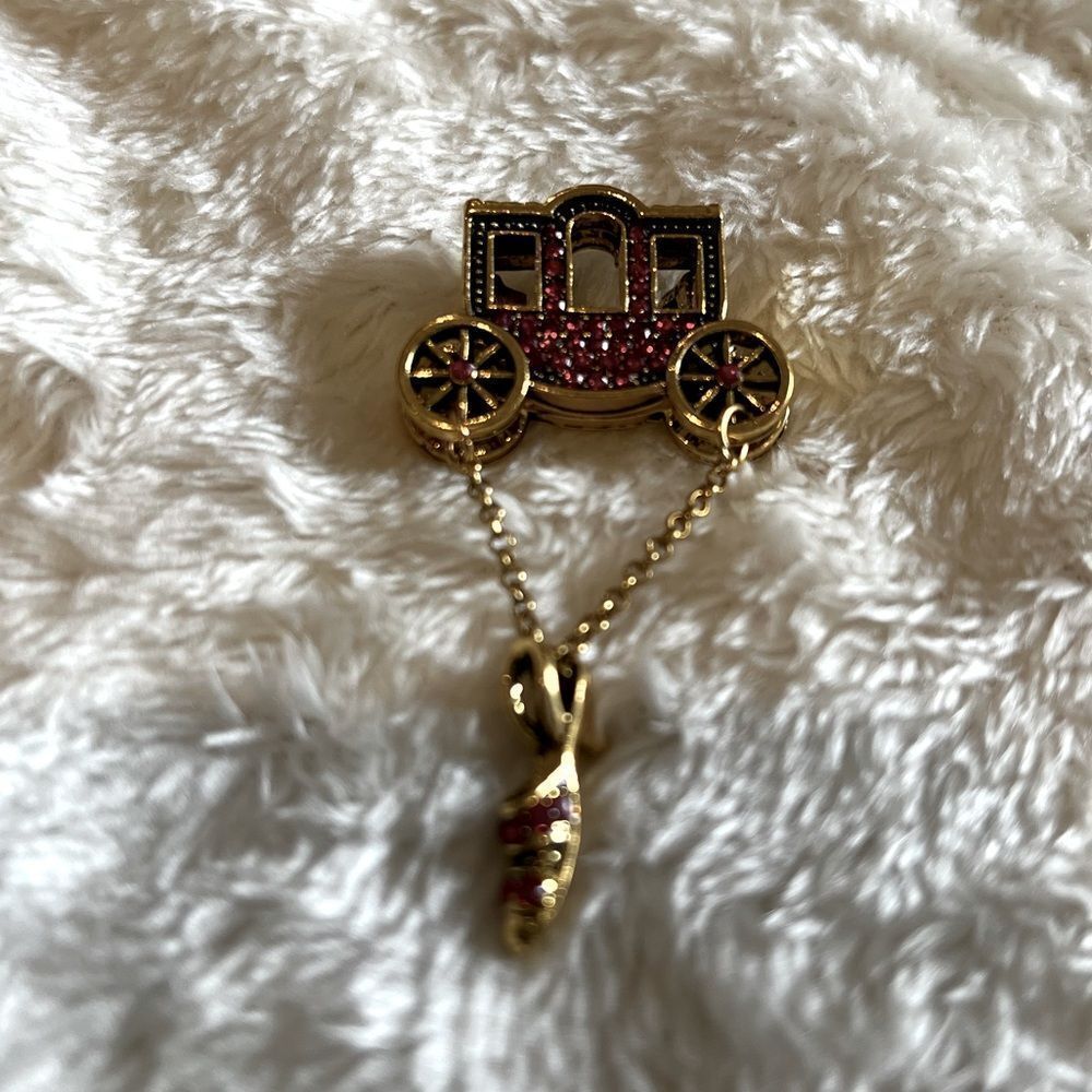 NEW Cinderella Carriage Brooch 
Princess Carriage Red & Slipper